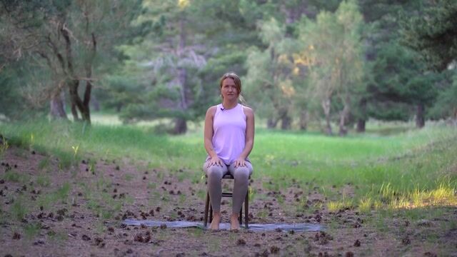 16. jinny3191 desk yoga session VIDEO16