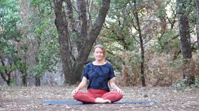 4. jinny3191 backpain and sciatica relief yoga VIDEO4